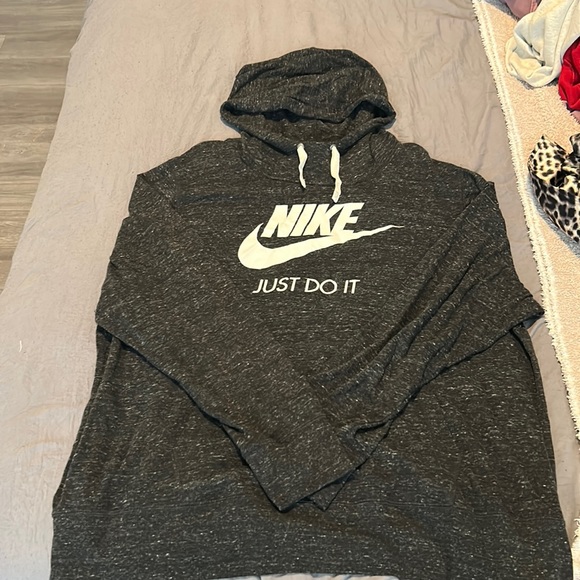 Gray Nike Sweatshirt Size 3X - Picture 1 of 2